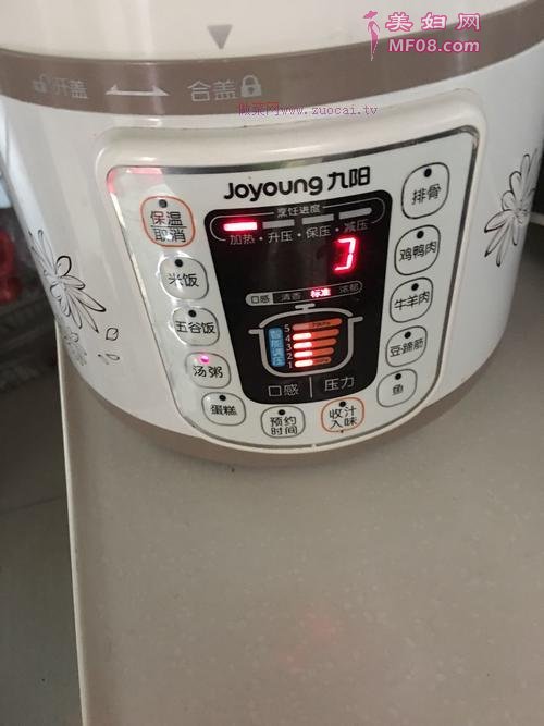 Ƭ