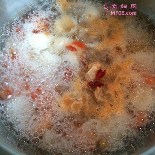 木瓜银耳羹的做法
