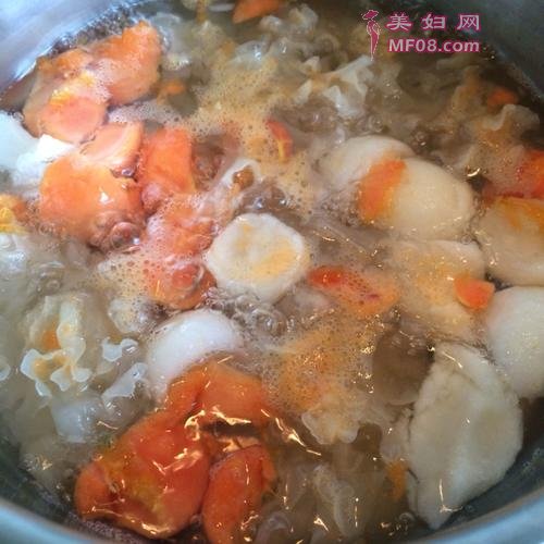 木瓜银耳羹的做法