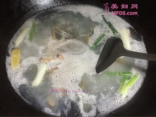 ϵ