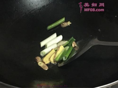 ϵ