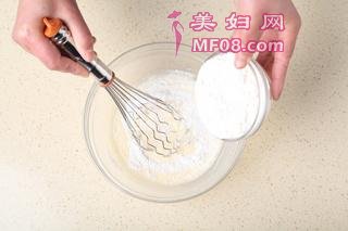 美味早餐小松饼的做法步骤：6