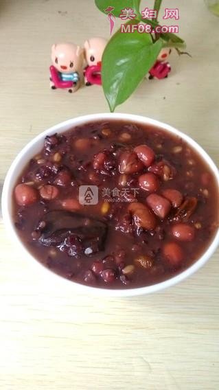 枸杞红豆燕麦红枣粥