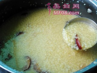 红枣桂圆小米粥