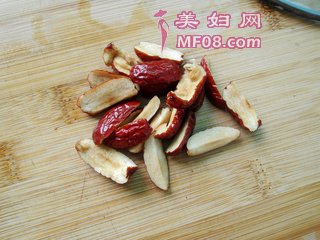 红枣桂圆小米粥