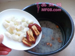 荸荠红枣粥