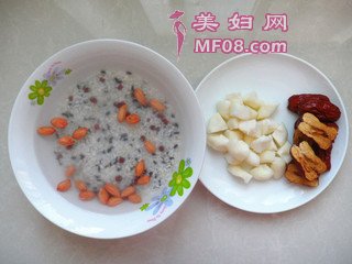 荸荠红枣粥