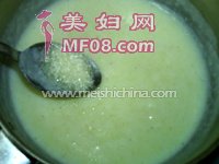 牛奶玉米面粥