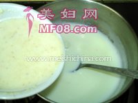 牛奶玉米面粥