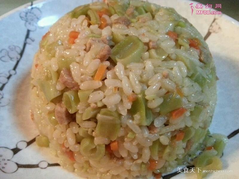 电饭煲肉末豆角饭