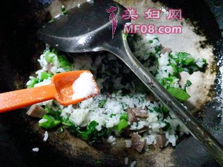 腊肠菜芯炒饭