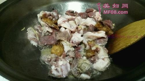 土豆炖羊肉的做法