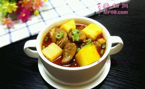 土豆炖羊肉的做法