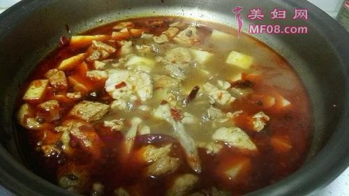 土豆炖羊肉的做法