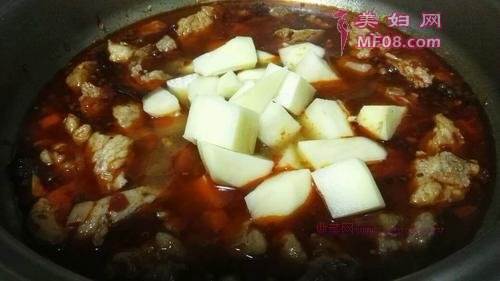 土豆炖羊肉的做法