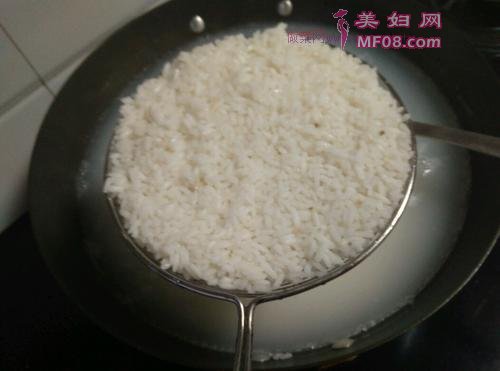 ̷