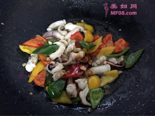 章鱼彩椒的做法