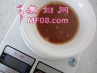 蜜汁鸡翅根的做法步骤4