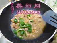 藕丁烧鸡软骨的做法步骤10
