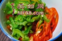 酸辣黑木耳的做法步骤3