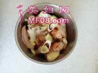 干锅鸡翅虾的做法步骤4