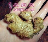 花生焖猪蹄的做法步骤2
