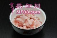 木耳炒五花肉的做法步骤3
