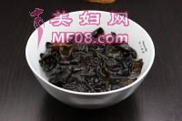 木耳炒五花肉的做法步骤2