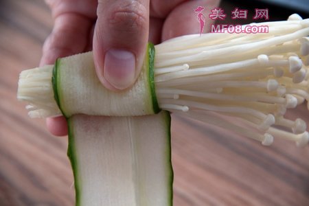 Ͻ빽4