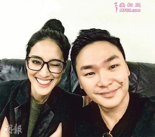陈凯琳和造型师Martin合照