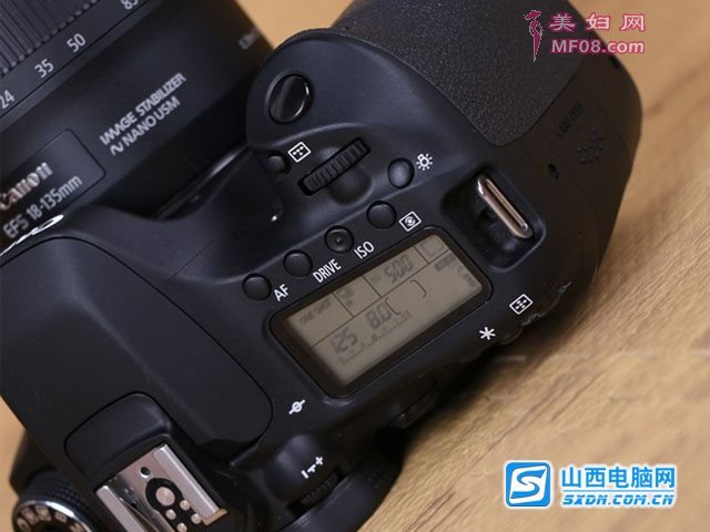 80D׻(EF-S 18-135mm IS USM)