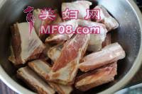 啤酒焖排骨的做法步骤2