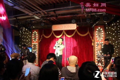活动开场经彩表演