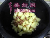 腊肉土豆焖锅巴饭的做法步骤4