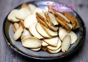 青红椒炒素鸡的做法步骤3