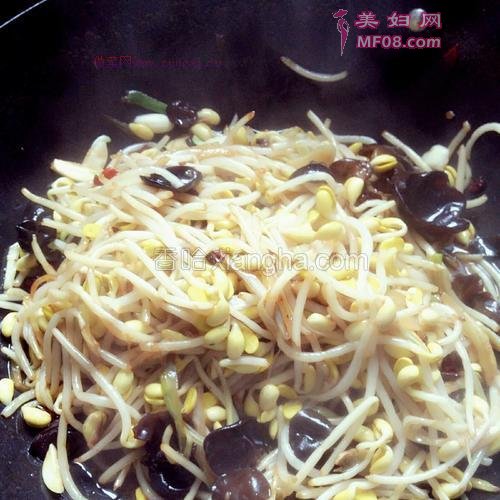 杂烩香酥小杂鱼的做法