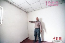 新疆且末地震致500余间房屋受损 第一批救灾物资抵达震中