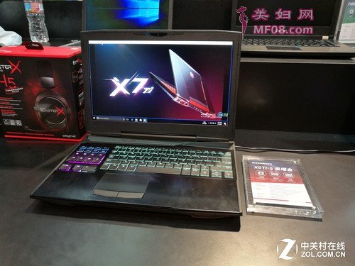 廪ͬCES 2017չʾPCVRƷ