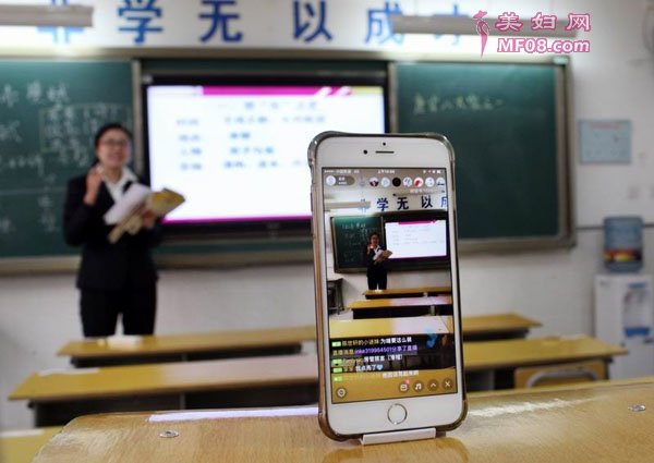 人气主播海报强势登陆北上广 酷狗直播兑现圆梦宣言