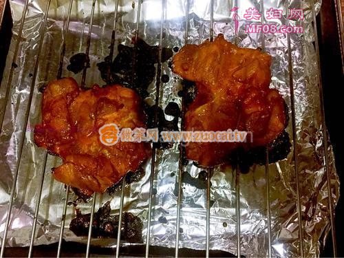 奥尔良烤鸡腿肉的做法