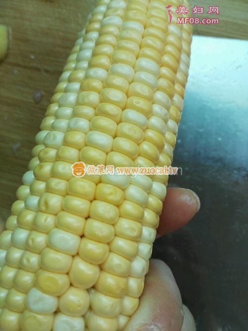 㹽