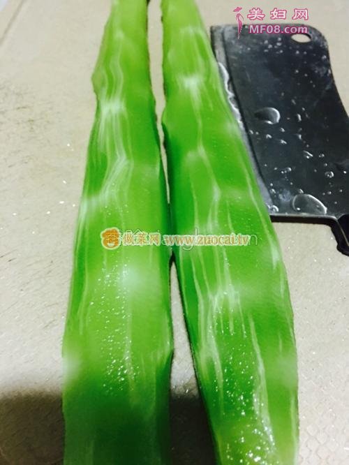 香葱炒莴笋的做法