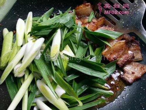 香蒜回锅肉的做法