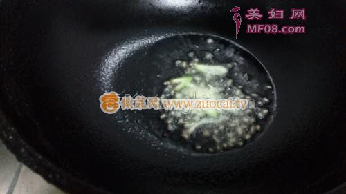 虾仁炒蒜黄的做法