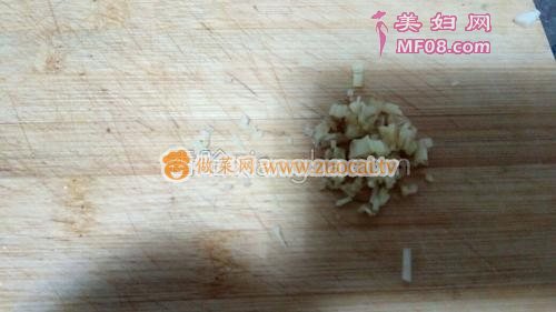 虾仁炒蒜黄的做法