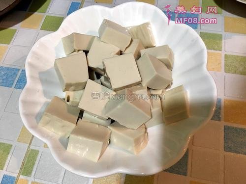 黄豆酱肉末烧豆腐的做法