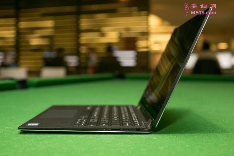 本文属于原创文章，如若转载，请注明来源：轻薄触屏2合1：Dell XPS 13平板PC设备http://pad.zol.com.cn/626/6264218.html