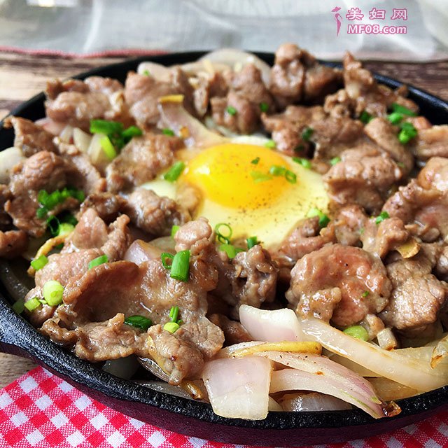 窝蛋牛肉的家常做法