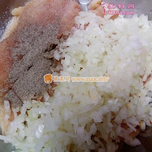 葱香鸡排的做法