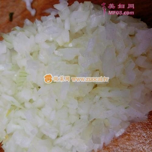 葱香鸡排的做法